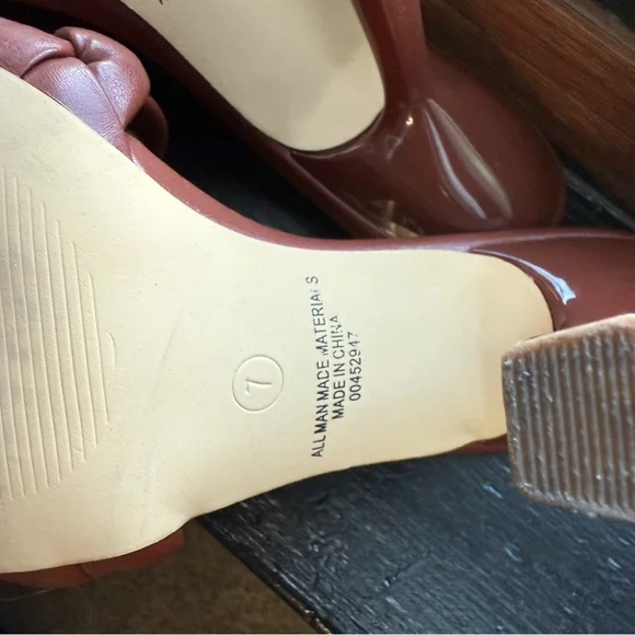 Liliana Women's Brown Braided heel Sandals - Picture 10 of 10